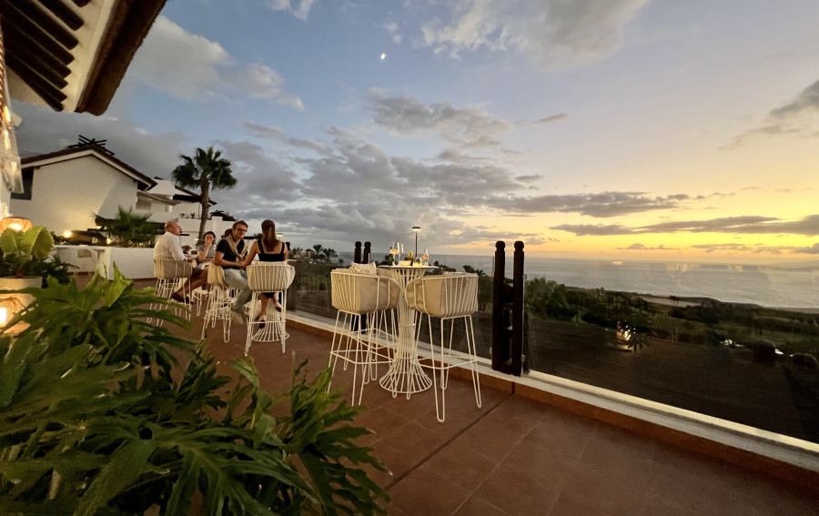 Ámbar Gastro Bar terrace - Abama restaurants