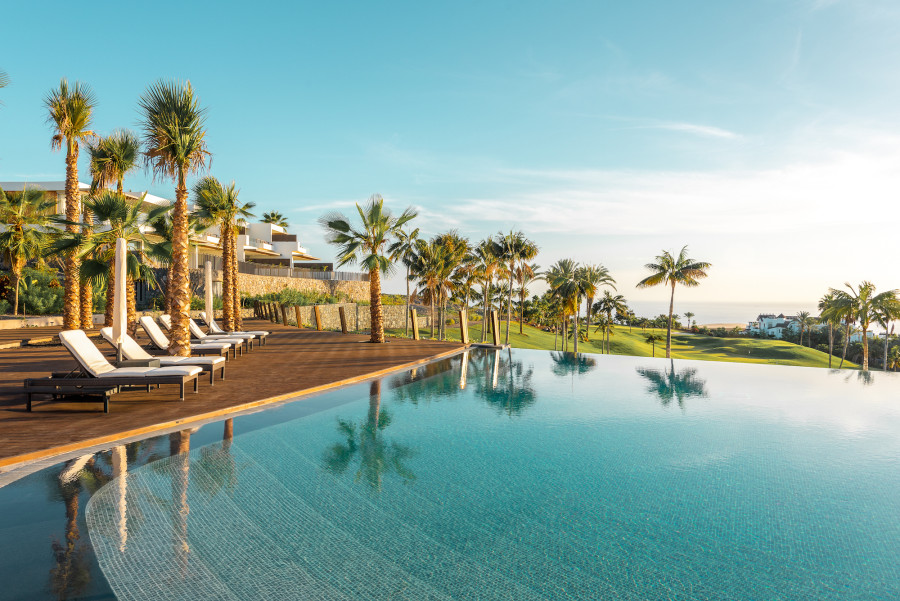 Infinity pool - Los Jardines de Abama Suites hotel - Abama Resort