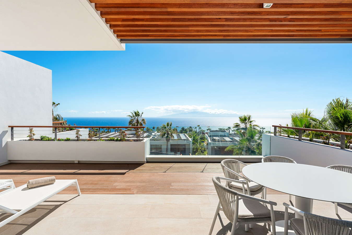 Atlantic view - 2 bedroom luxury apartment near Costa Adeje, Top Floor
