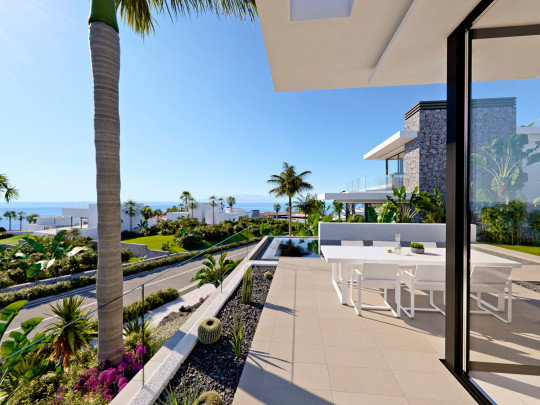 3 bedroom Tenerife villa with pool